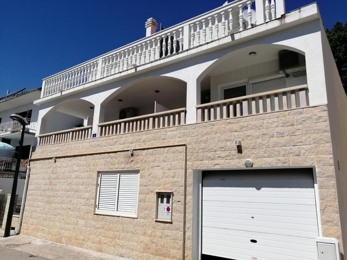 Apartments With Sea View Drvenik Makarska Riviera Экстерьер фото